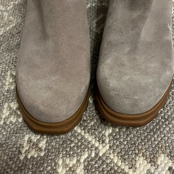 Sorel Joan of Arctic wedge boot bootie suede grey 8 women *flaw* - Picture 10 of 11
